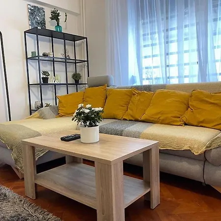 Central Park Apartament